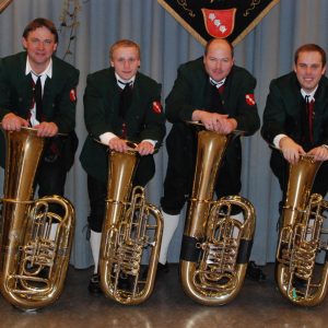 2010_tuba02g-1600